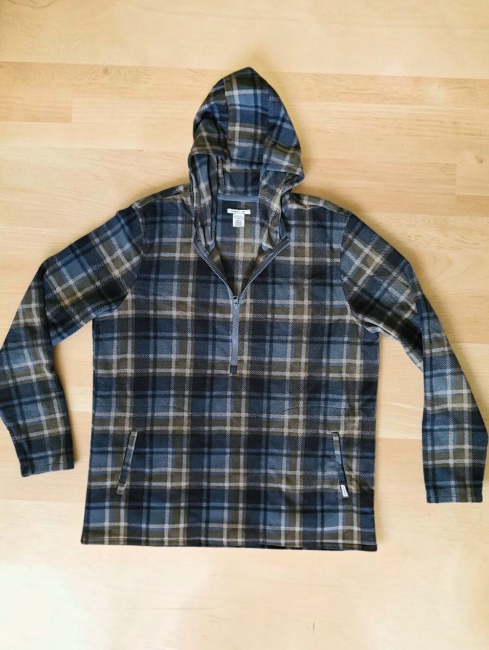Women's O'Neill Plaid Half-Zip Hooded Sweater in Blue and Gray